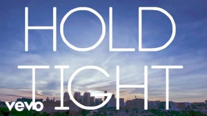 Bí mật thị trấn nhỏ Hold Tight