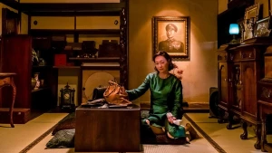 Huyết Quan Âm The Bold, the Corrupt and the Beautiful